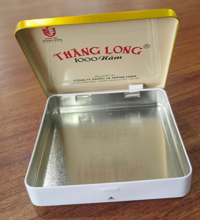 Cigarette case